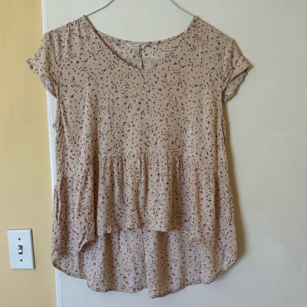 SIM & SAM blouse - size M - Anthropologie - EUC